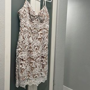 White knitted dress